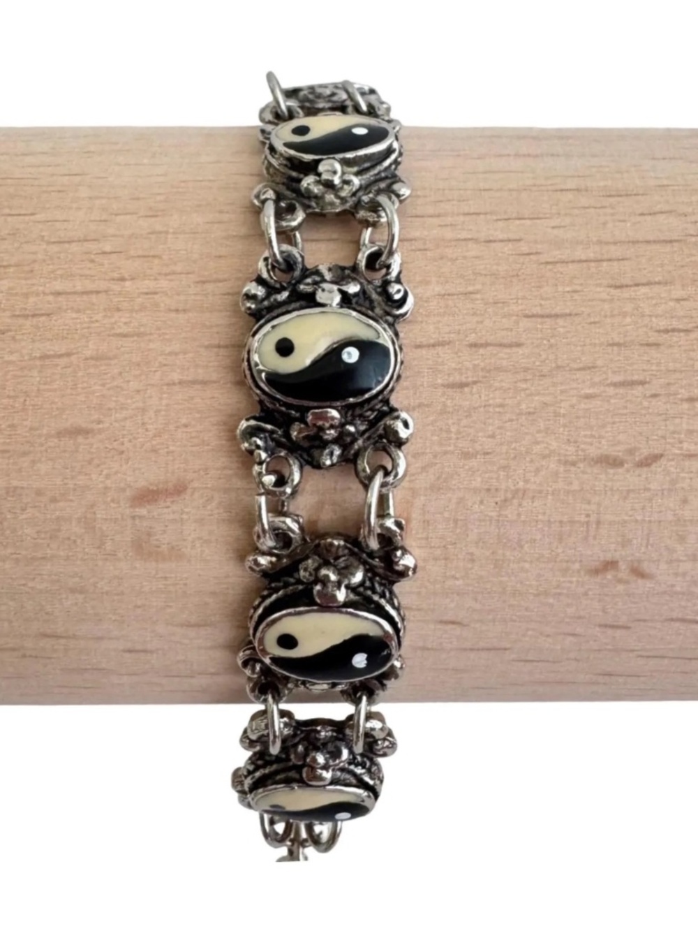 Vintage Chinese Yin Yang Enamel Bracelet Silver Tone Taiji Boho Spiritual 6"